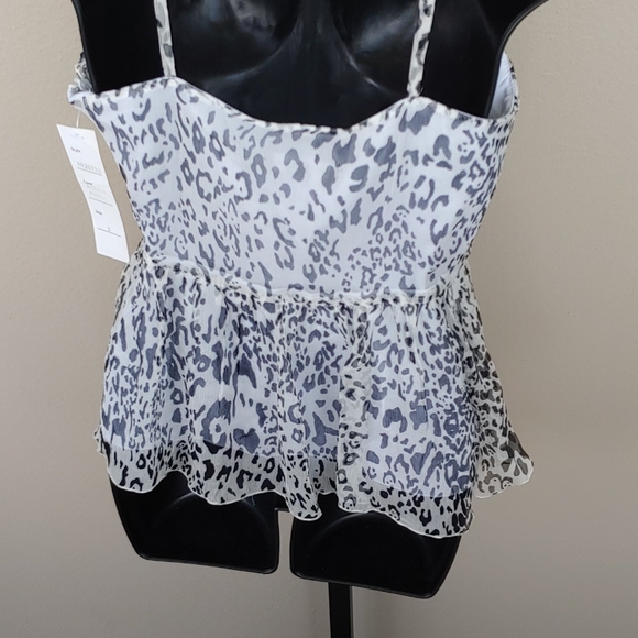 ☀SALE 4 for$20☀      SpencerJeremy Cute Camisole Top - Picture 3 of 4